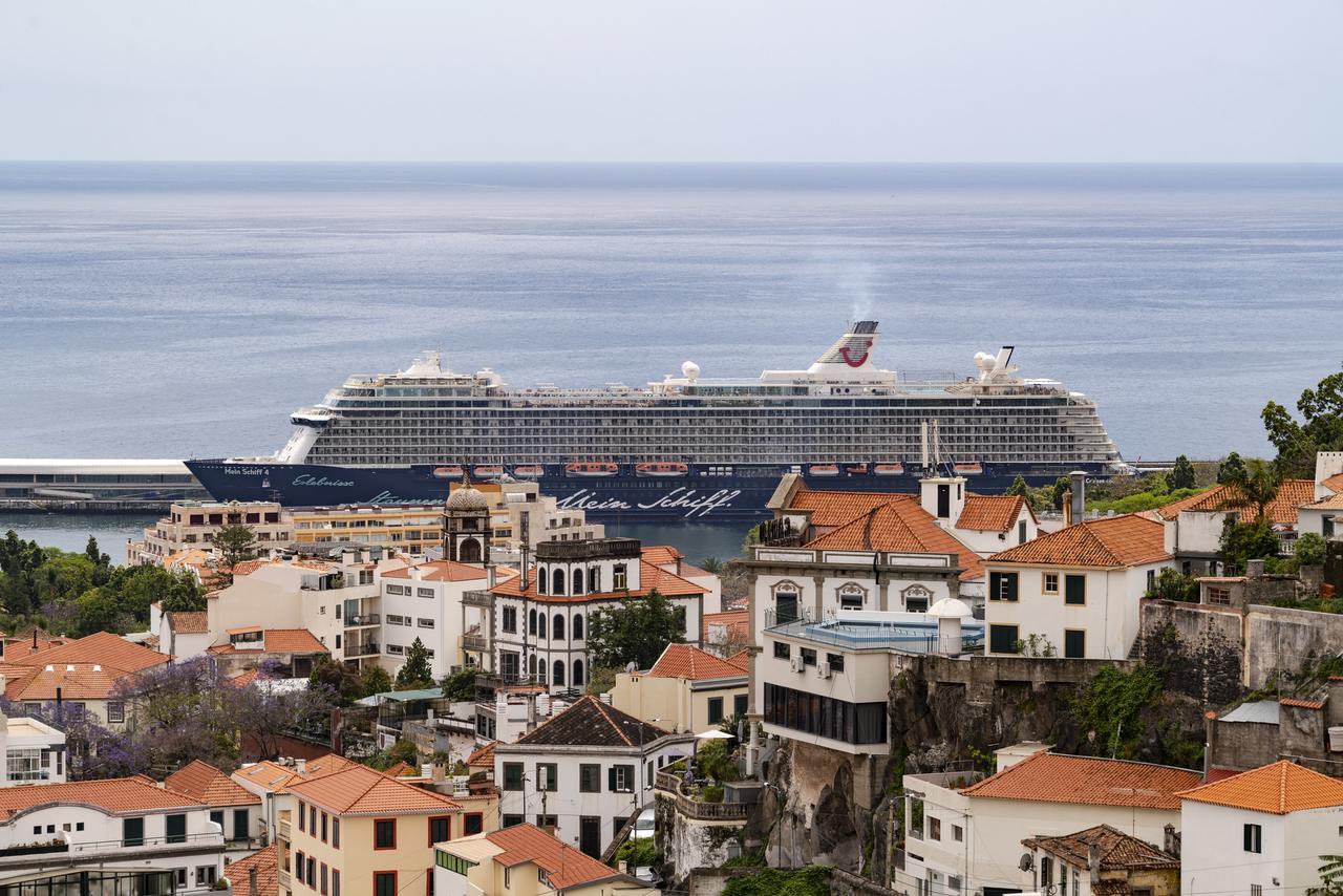 Quinta Deao I By An Island Apart Funchal  Exterior photo